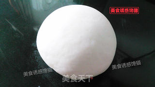 红豆沙花卷的做法步骤：4