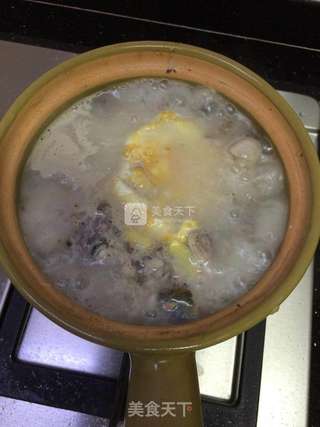 砂锅鲫鱼蛋汤的做法步骤：6