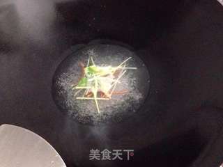 煎煮红衫鱼的做法步骤:5