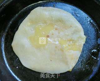鸡蛋灌饼的做法步骤:13