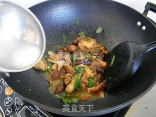 香菇炒栗子的做法步骤:14