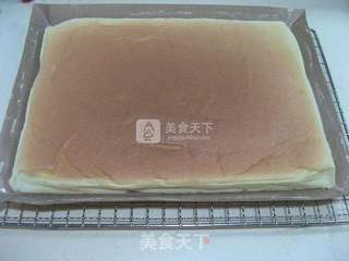 桃子酱蛋糕卷的做法步骤：12