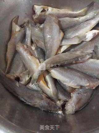 香炸孜然小黄鱼的做法步骤:3
