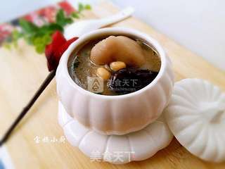 沙参猪蹄煲的做法步骤:7
