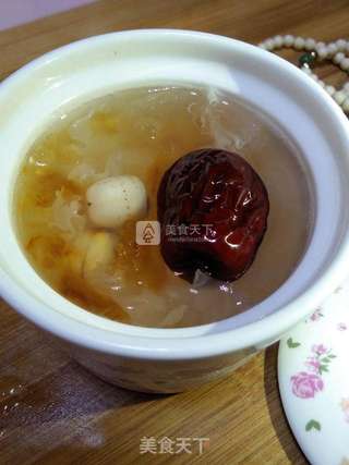 桃胶银耳莲子羹(隔水炖)的做法步骤:7