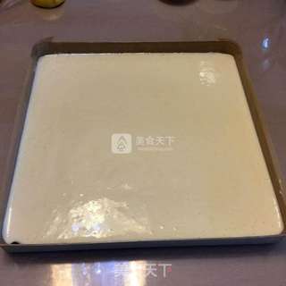 彩绘蛋卷一海底世界的做法步骤:5