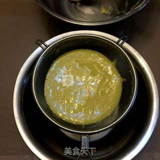 彩绘蛋卷一海底世界的做法步骤:3