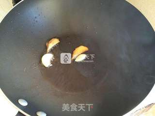 三杯鸡的做法步骤:4