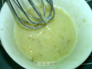香蕉戚风蛋糕的做法步骤:5
