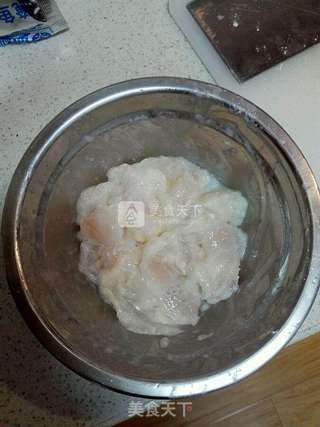 酸菜龙利鱼的做法步骤:2