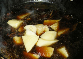 土豆炖牛肉的做法步骤:5