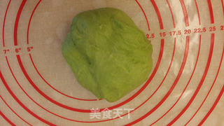 东菱麦旋风之双色抹茶土司的做法步骤:5