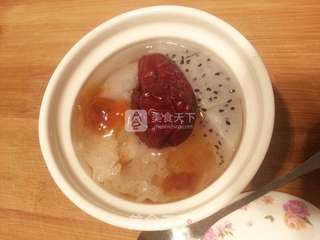 桃胶银耳火龙果(隔水炖)的做法步骤:4