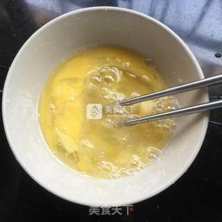 西红柿炒鸡蛋的做法步骤:4