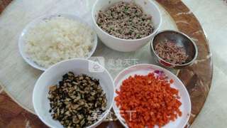 饺子(胡萝卜香菇馅)的做法步骤:6