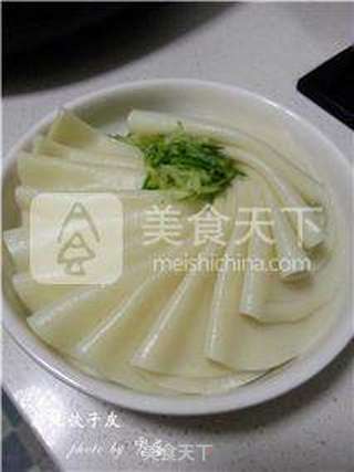 蒜泥饺子皮的做法步骤:8