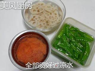 荷塘小炒的做法步骤:10