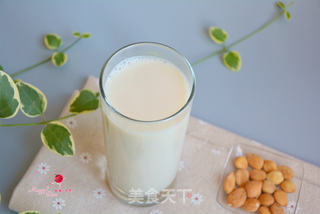 杏仁芝麻豆浆的做法步骤:7