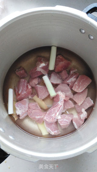 香酥好味道~~~原味肉松的做法步骤:2