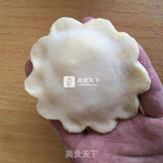 酥皮虾仁派的做法步骤：18