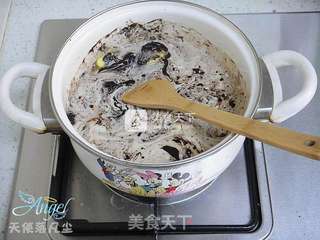万圣节蜘蛛杯子蛋糕的做法步骤:13