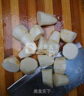 五花肉烧小芋头的做法步骤:3