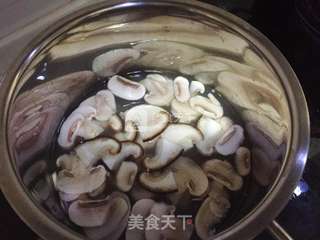 双菇菌汤的做法步骤：7