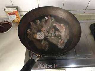新疆手抓饭的做法步骤:2