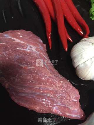 小炒牛肉的做法步骤:2