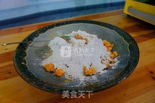 红薯豆沙饼的做法步骤:3