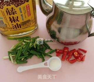 油拨白萝卜的做法步骤:2