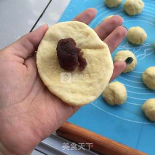 红豆沙小餐包的做法步骤:8