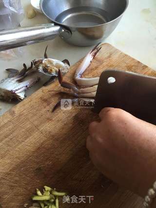 金嫂子平底锅之豆腐蟹煲的做法步骤:2