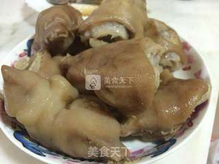 酱香猪蹄的做法步骤:2