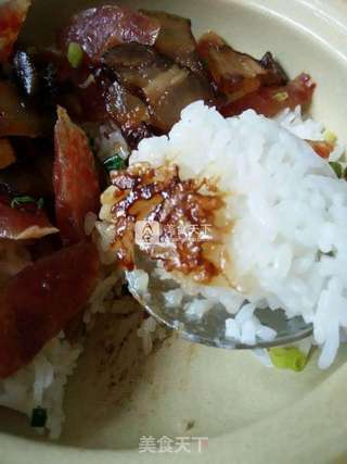 腊味煲仔饭的做法步骤：12