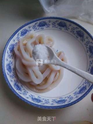 鱿鱼圈的做法步骤:2