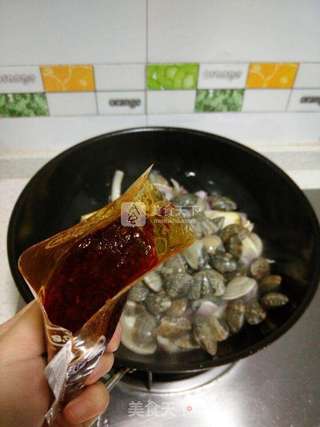 花蛤豆腐煲的做法步骤:5