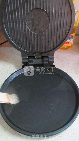 胡萝卜藕饼----诱人食欲的早餐饼的做法步骤:9