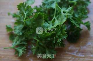 柠檬黄油沙司三文鱼的做法步骤:4