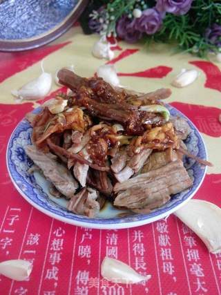 手撕猪腿肉的做法步骤:6