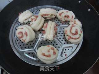 葱香火腿花卷的做法步骤:15