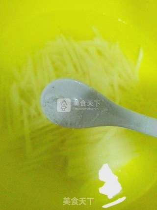 青椒土豆丝的做法步骤:3