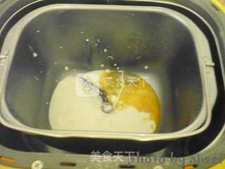 香肠面包的做法步骤:2