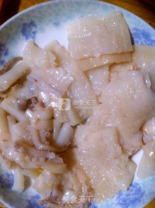 小炒鱿鱼的做法步骤:4