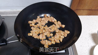 蘑菇鸡丁的做法步骤:3