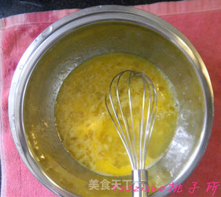 抹茶蜜豆蛋糕卷的做法步骤:2