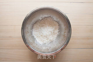 椰丝薄脆片的做法步骤:2