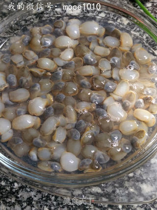 小策海鲜今日菜谱:葱油泥螺的做法步骤:3