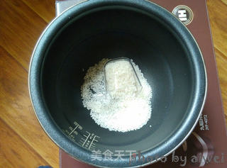 蛋包饭的做法步骤:2