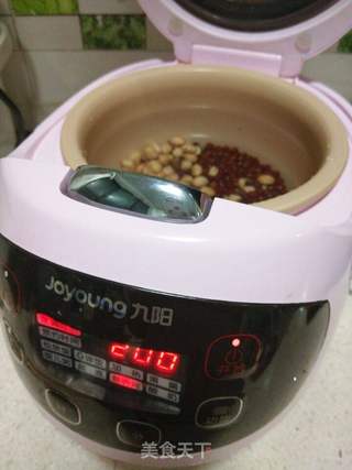 枸杞红豆花生汤的做法步骤:4